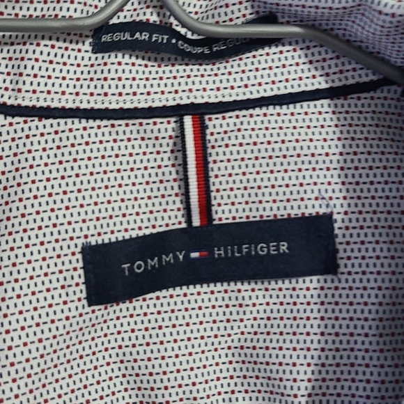 Tommy Hilfiger button up dress shirt - Picture 3 of 3